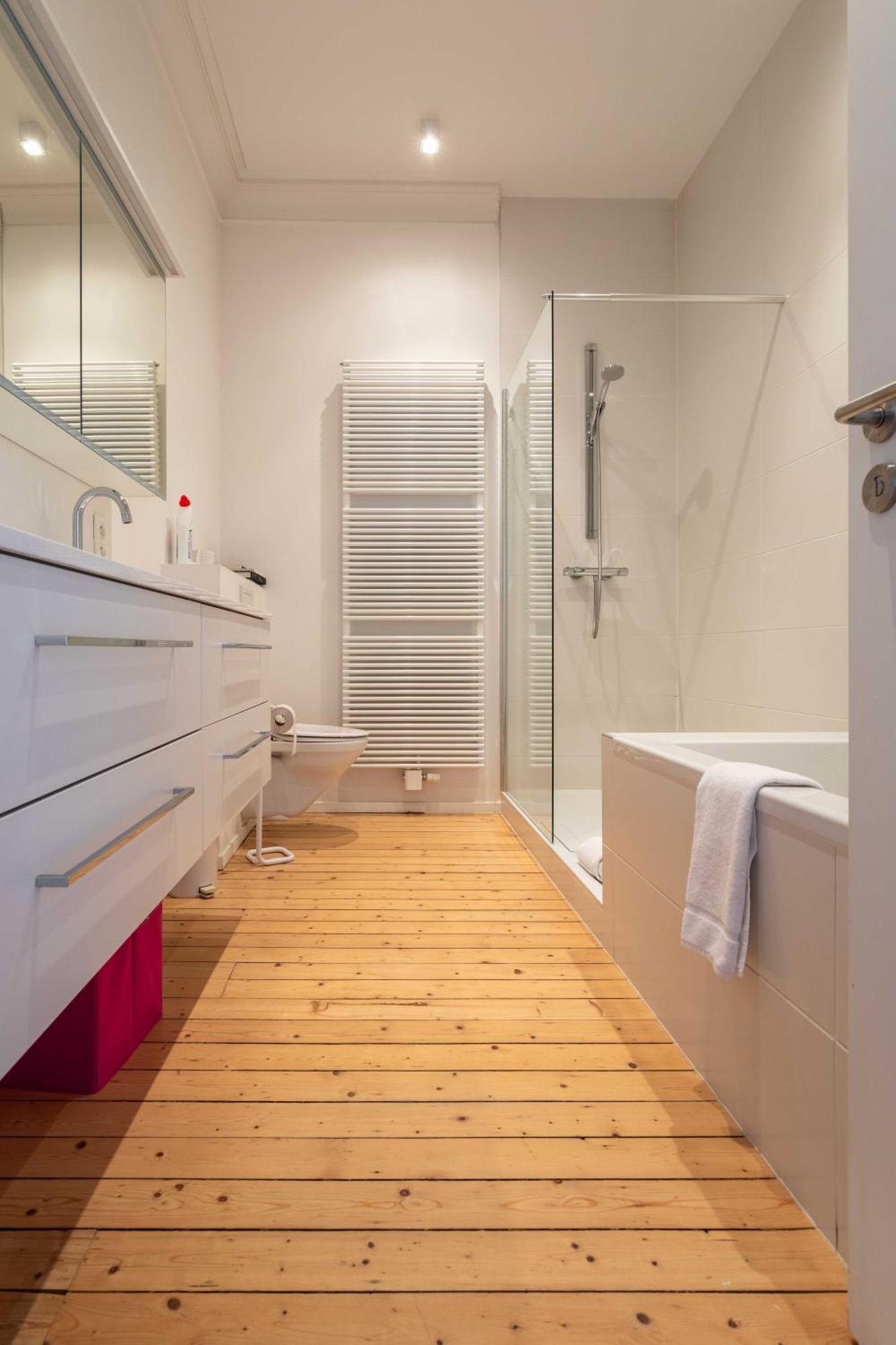 Spacious Belle Epoque House With Free Parking Ostend Exterior photo